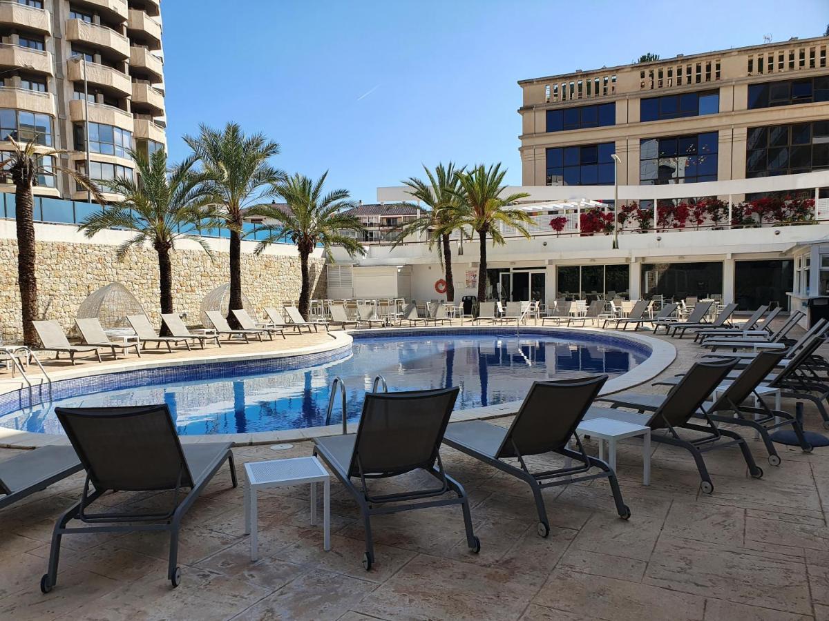 Hotel Agua Azul - Adults Only Бенидорм Экстерьер фото